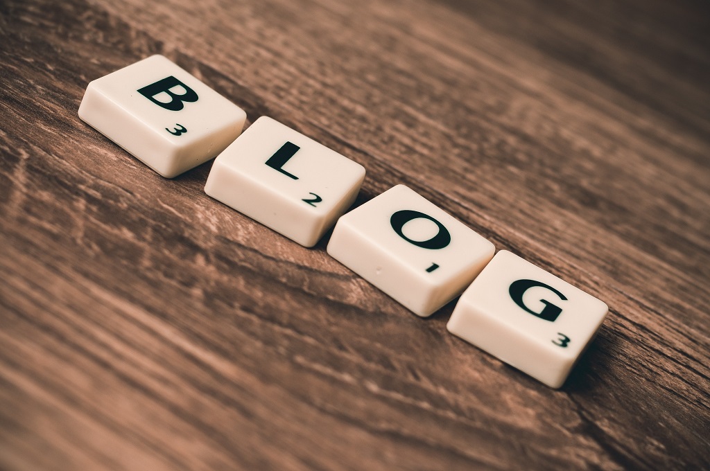 How do blog writers get paid
